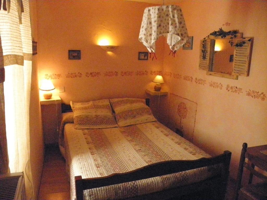 Gite Auberge Les Terres Blanches De Meolans Pokoj fotografie