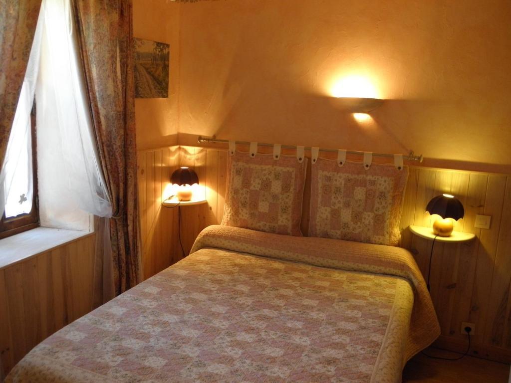 Gite Auberge Les Terres Blanches De Meolans Pokoj fotografie