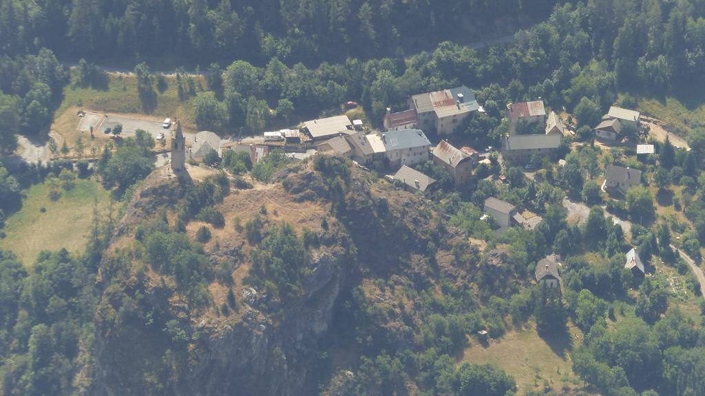 Gite Auberge Les Terres Blanches De Meolans Exteriér fotografie