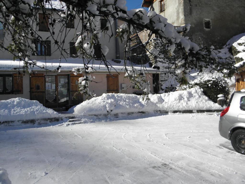 Gite Auberge Les Terres Blanches De Meolans Exteriér fotografie
